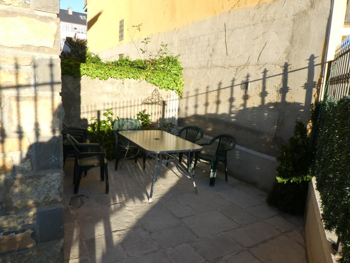 Casa Con Jardin Frente Ciudadela Villa Jaca Dış mekan fotoğraf